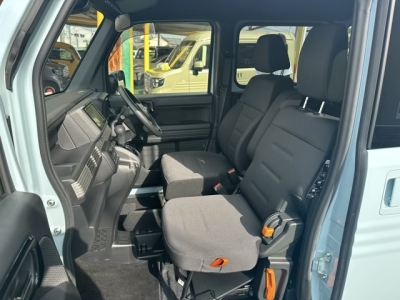 N-VAN(ホンダ)中古車 前席内装