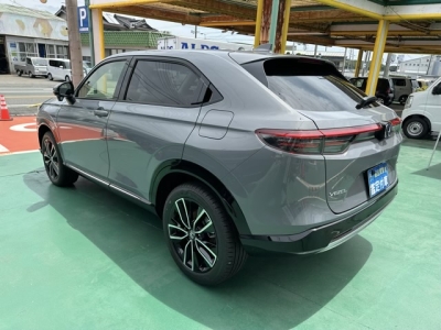 ヴェゼル(ホンダ)登録済未使用車 後方