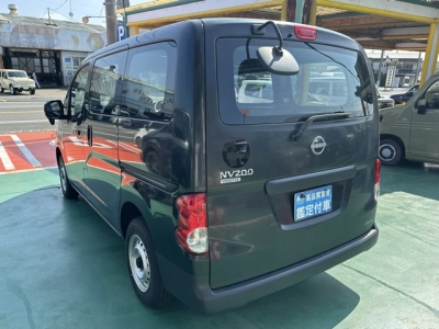 NV200バネットバン(ニッサン)中古車 後方