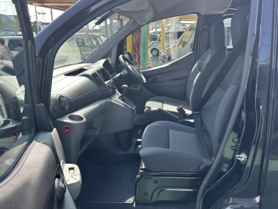 NV200バネットバン(ニッサン)中古車 前席内装