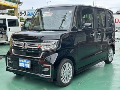 N-BOXカスタム(ホンダ)届出済未使用車 前方