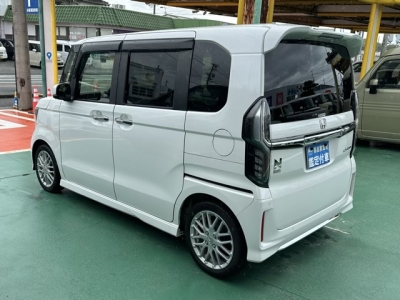 N-BOXカスタム(ホンダ)中古車 後方