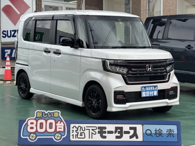 N-BOXカスタム(ホンダ)中古車 全体