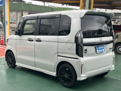 N-BOXカスタム(ホンダ)中古車 後方