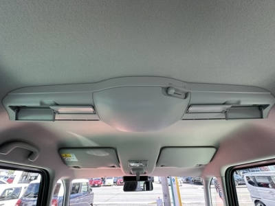 新型フレアワゴン(マツダ)届出済未使用車 内外装写真他