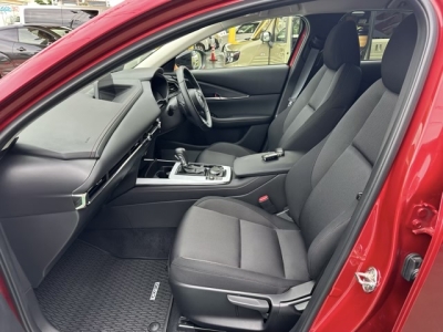 CX-30(マツダ)中古車 前席内装