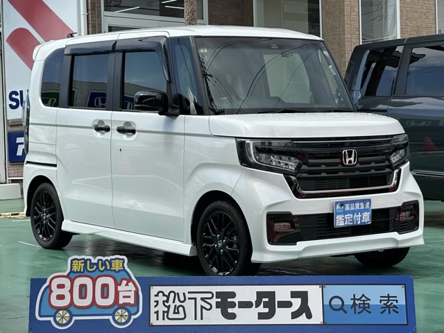 N-BOXカスタム(ホンダ)中古車全体拡大