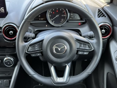 MAZDA2(マツダ)中古車 内外装写真