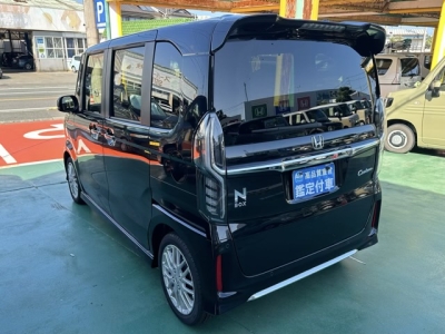 N-BOXカスタム(ホンダ)届出済未使用車 後方