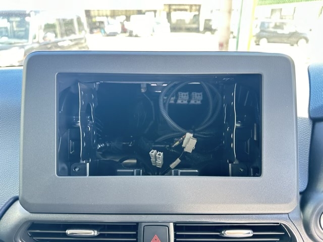 デイズ(ニッサン)ディーラ-試乗車 16