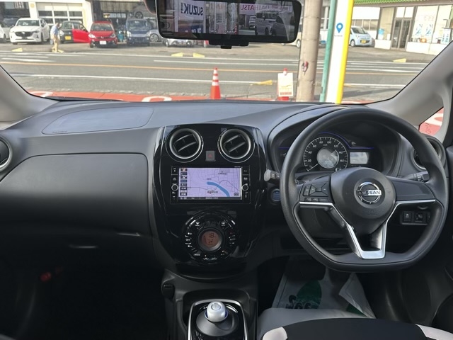 ノート(ニッサン)中古車 5