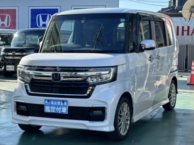 N-BOXカスタム(ホンダ)中古車 前方