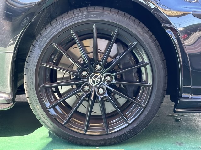GRヤリス(トヨタ)中古車 9