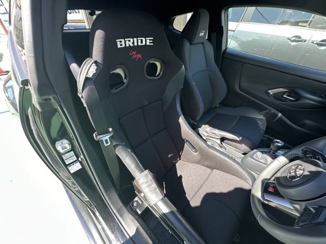GRヤリス(トヨタ)中古車 12