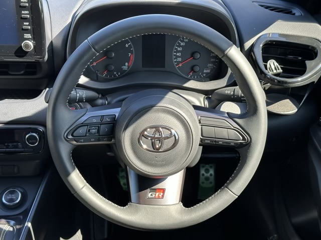 GRヤリス(トヨタ)中古車 5