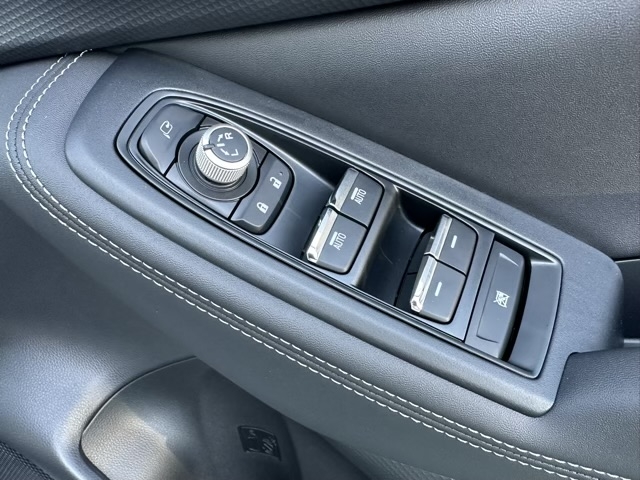 フォレスター(スバル)登録済未使用車 11