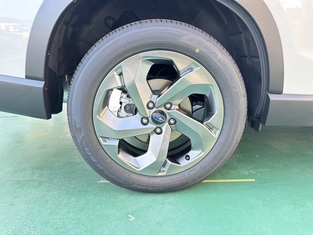 フォレスター(スバル)登録済未使用車 10