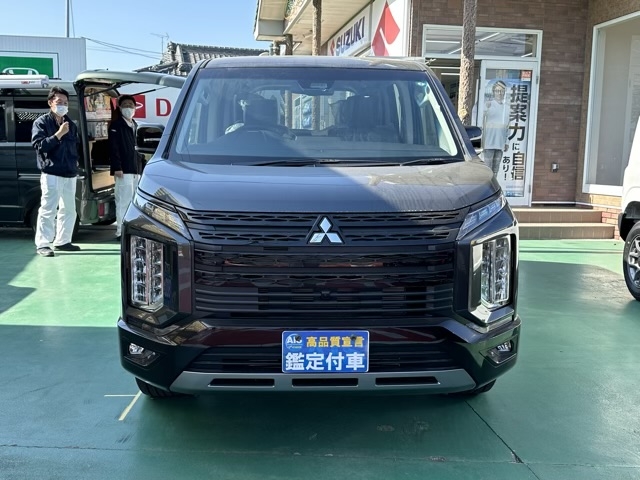 デリカD:5(三菱)新車見本展示有 25