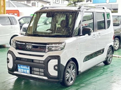 タントファンクロス(ダイハツ)届出済未使用車 前方