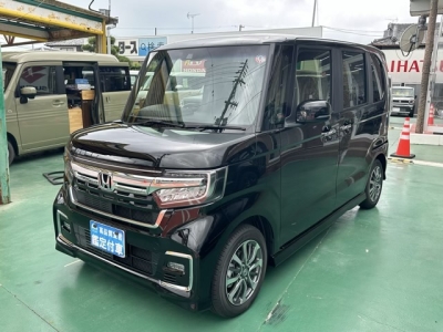 N-BOXカスタム(ホンダ)届出済未使用車 前方