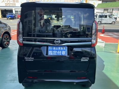 新型ルークス(ニッサン)届出済未使用車 内外装写真他２