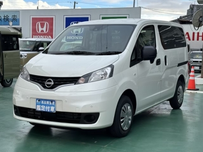 NV200バネットバン(ニッサン)登録済未使用車 前方