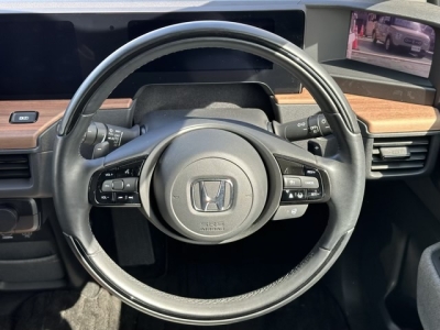 HONDA e(ホンダ)中古車 内外装写真