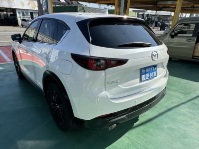 CX-5(マツダ)中古車 後方