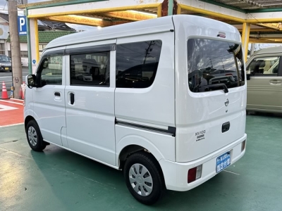 NV１００クリッパー(ニッサン)中古車 後方