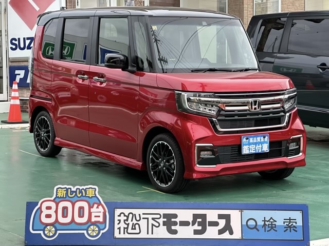 N-BOXカスタム(ホンダ)届出済未使用車全体拡大