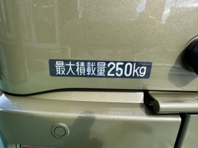 ハイゼットデッキバン(ダイハツ)届出済未使用車 内外装写真他１