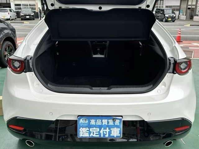 MAZDA3(マツダ)中古車 7