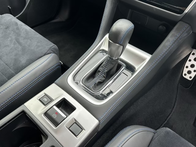 レヴォーグ(スバル)中古車 21