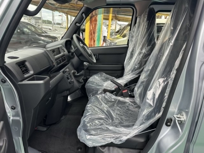 ハイゼットカーゴのOEM(ダイハツ)中古車 後席内装