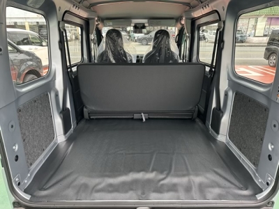 ハイゼットカーゴのOEM(ダイハツ)中古車 内外装写真他１