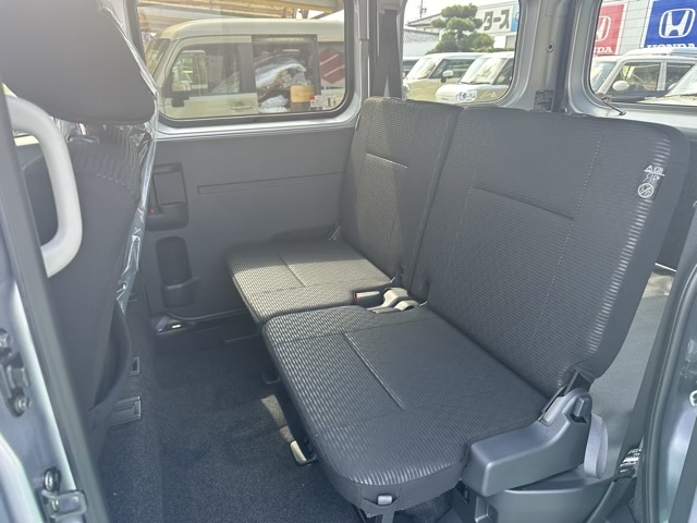 ハイゼット(ダムド)届出済未使用車 7