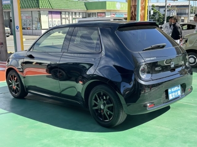 HONDA e(ホンダ)中古車 後方