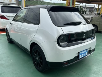 HONDA e(ホンダ)中古車 後方