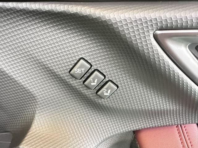 フォレスター(スバル)登録済未使用車 13