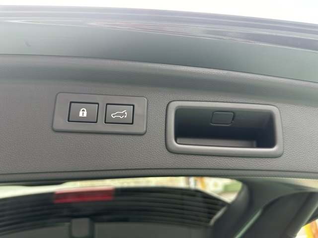 フォレスター(スバル)登録済未使用車 11