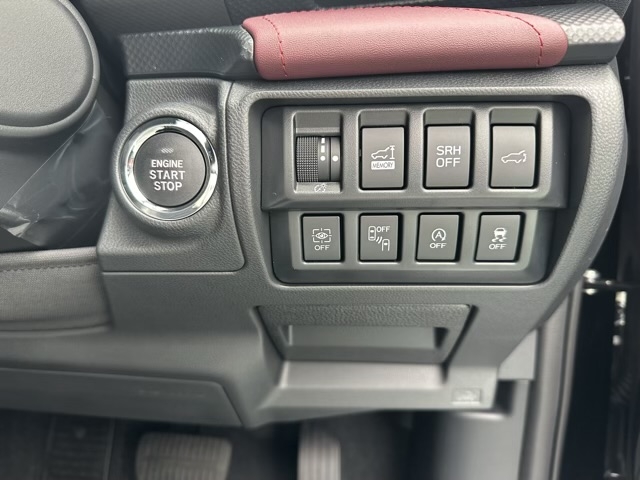 フォレスター(スバル)登録済未使用車 15