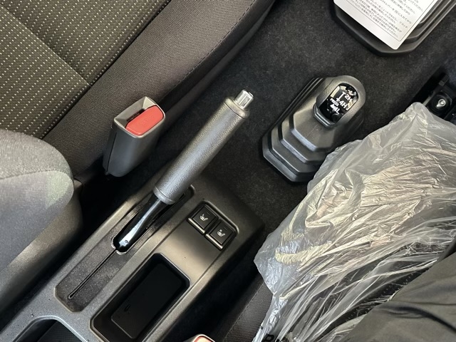 ジムニー(スズキ)新車見本展示無 15
