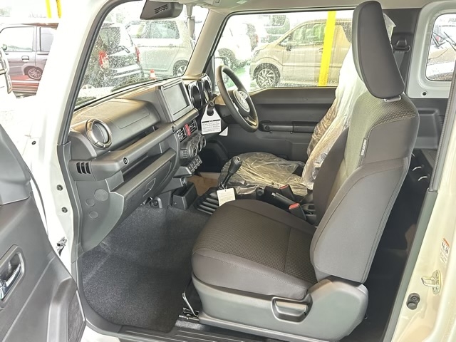ジムニー(スズキ)新車見本展示無 3