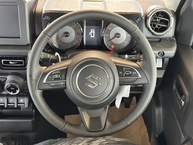 ジムニー(スズキ)新車見本展示無 6