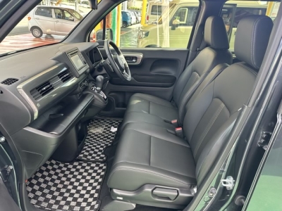 N-WGN(ホンダ)中古車 前席内装