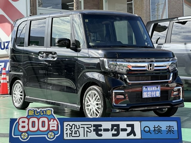 N-BOXカスタム(ホンダ)届出済未使用車全体拡大