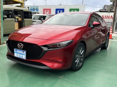 MAZDA3 ファストバック(マツダ)中古車 前方