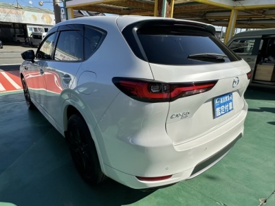 CX-60(マツダ)中古車 後方