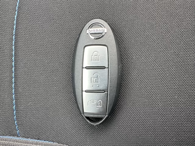 リーフ(ニッサン)中古車 28