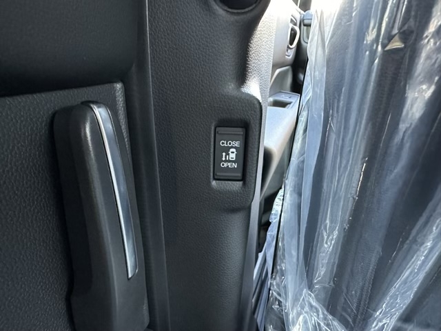 ステップワゴン(ホンダ)登録済未使用車 12
